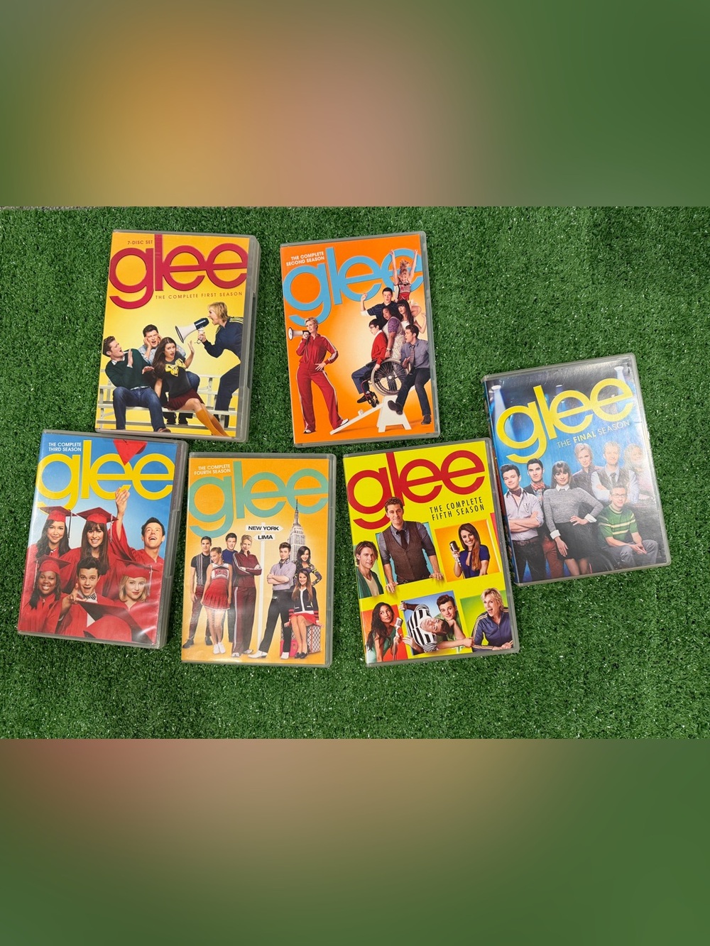📺 COMPLETE GLEE SERIES ON DVD!
